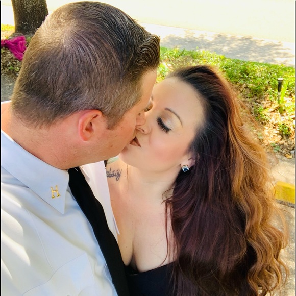 Meet your Posher, Cate! - Picture 2 of 16